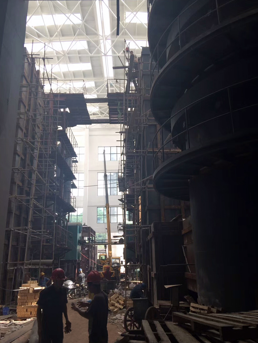 循環流化床鍋爐施工現場